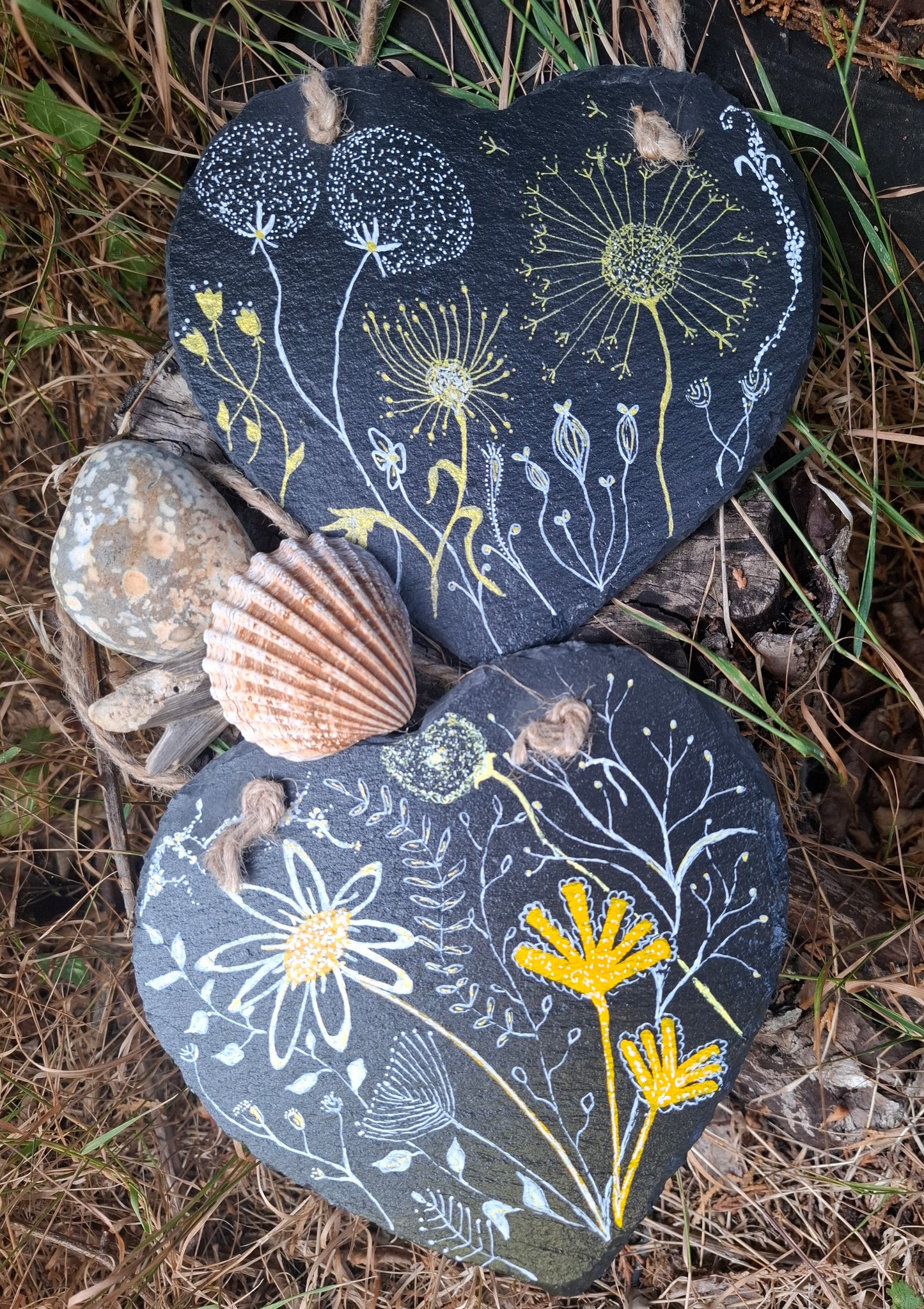 White, Silver & Gold Wildflowers